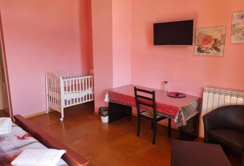 فندق La Boheme Smart