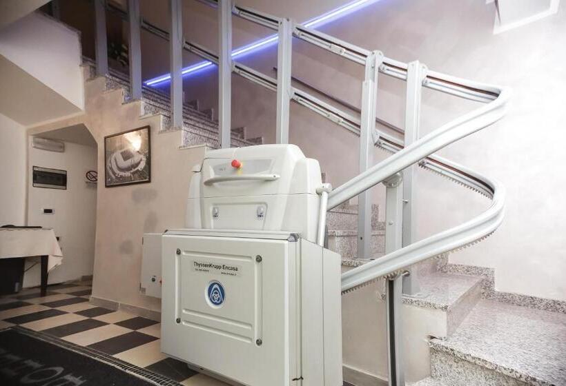 فندق La Boheme Smart