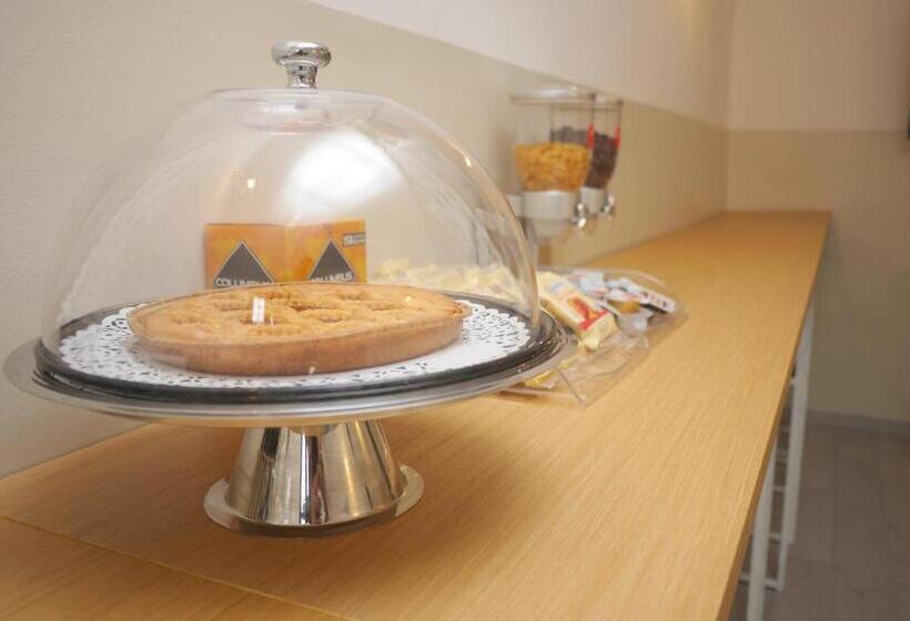 فندق La Boheme Smart