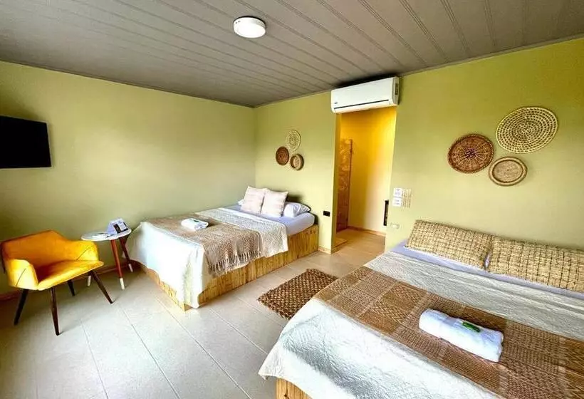 ホテル Y Cabinas Del Trópico