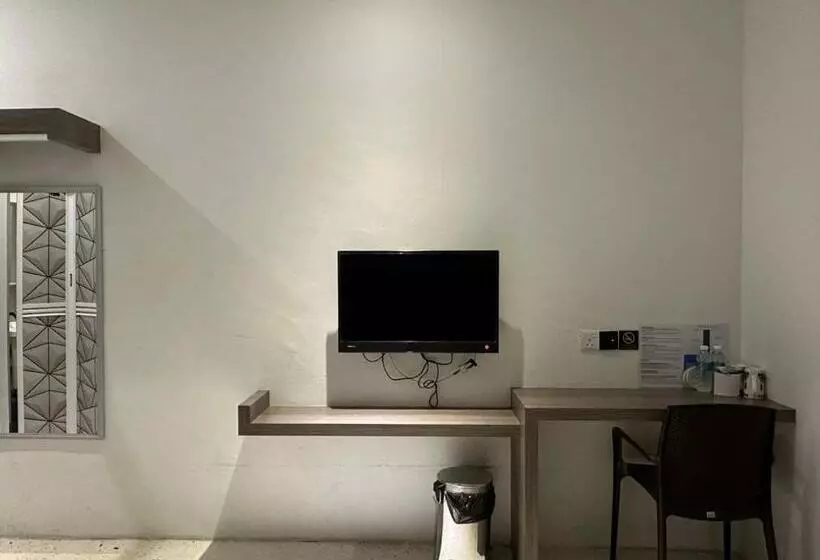 W F Motel
