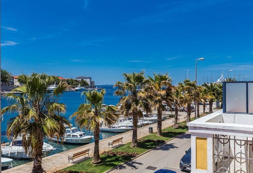 ベッドアンドブレックファースト Giardin Exclusive Rooms And Suite