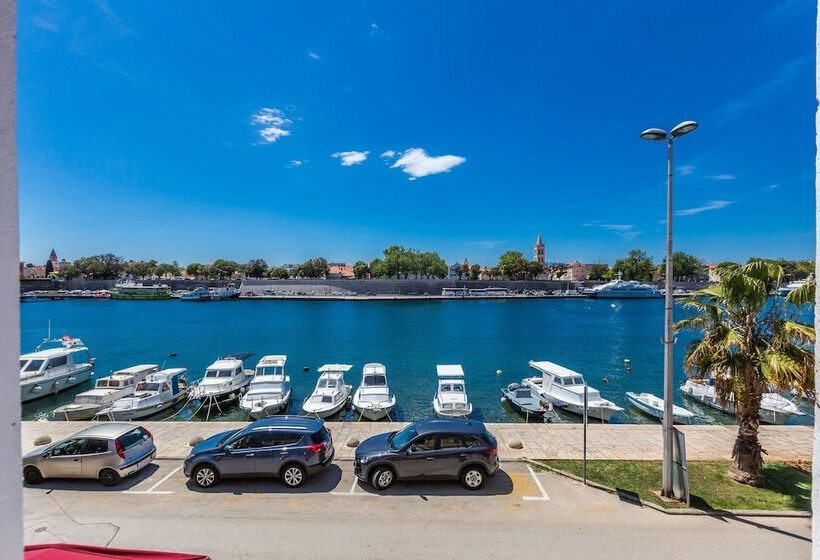 ベッドアンドブレックファースト Giardin Exclusive Rooms And Suite