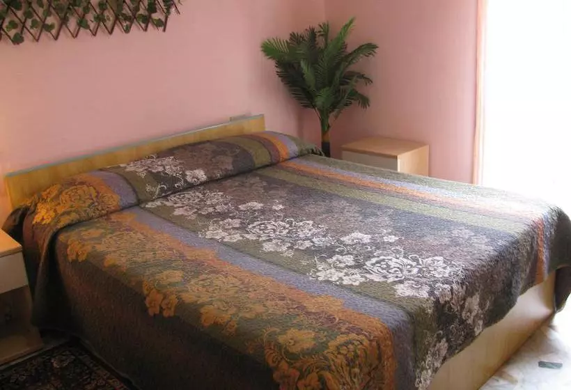 Aamiaismajoitus (B&B) The Caponi Bros