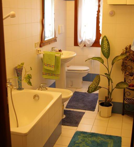 ベッドアンドブレックファースト The Caponi Bros