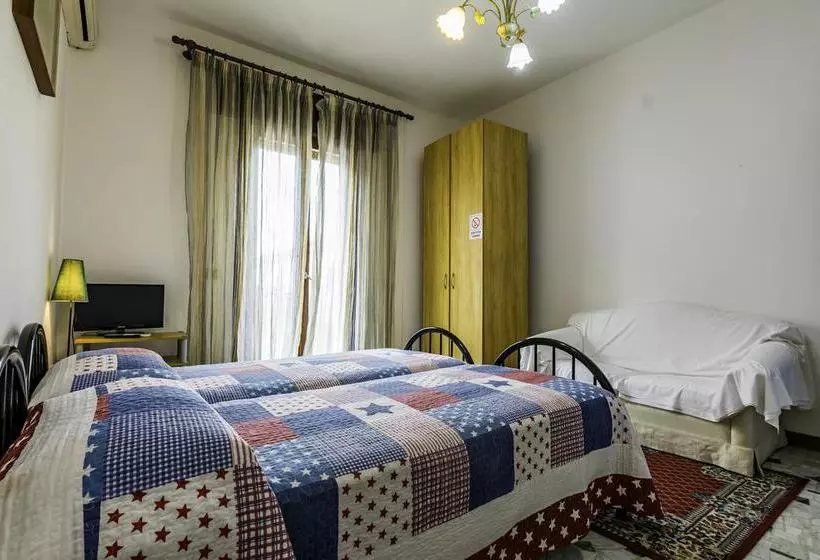 Aamiaismajoitus (B&B) The Caponi Bros