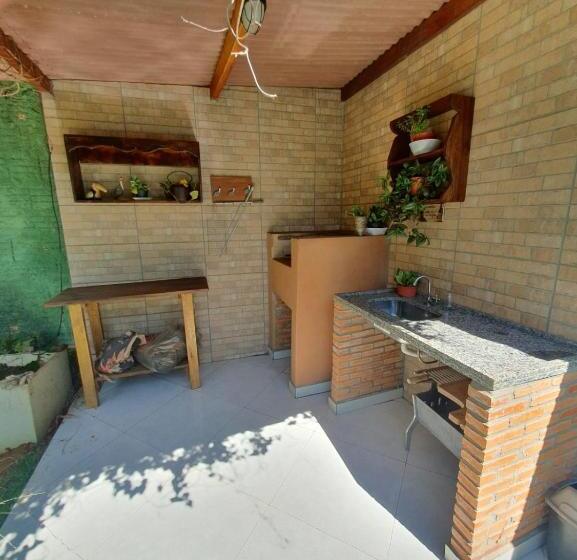 تختخواب و صبحانه Cantinho Da Janete