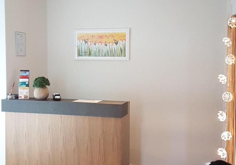 تختخواب و صبحانه Hafdals