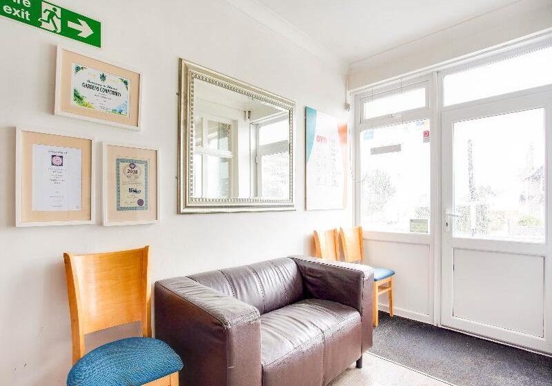 Godolphin Arms Hotel