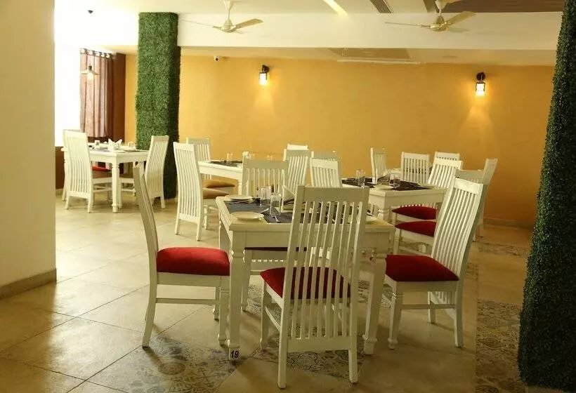 Hotel Amber Castle