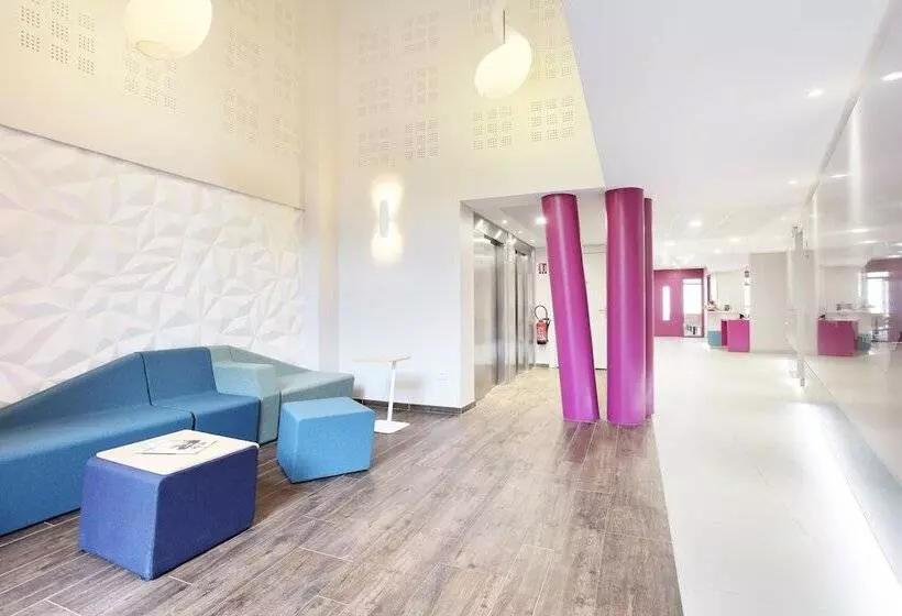 ホテル Odalys City Marseille Le Dôme