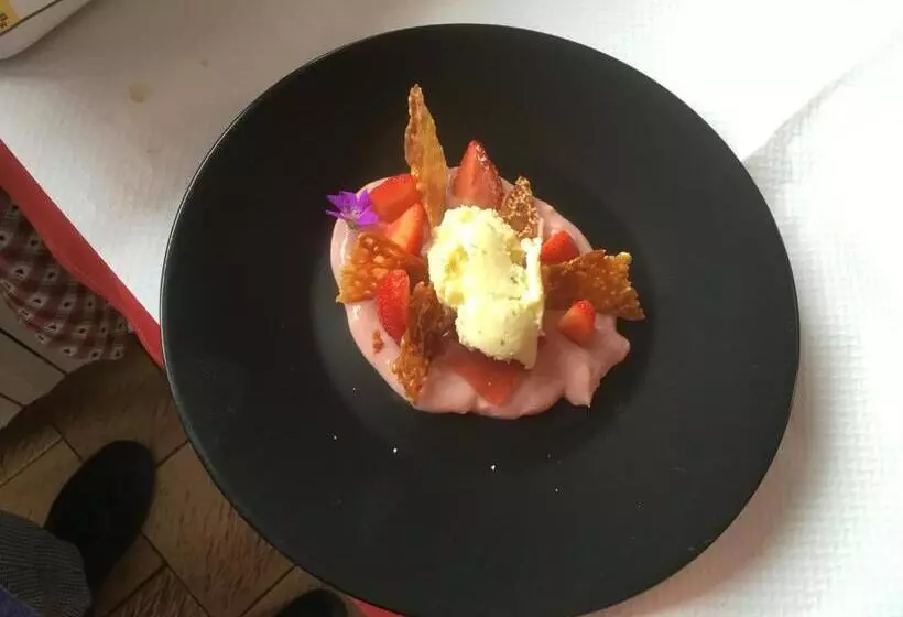 Hotelli Hôtel Les Skieurs