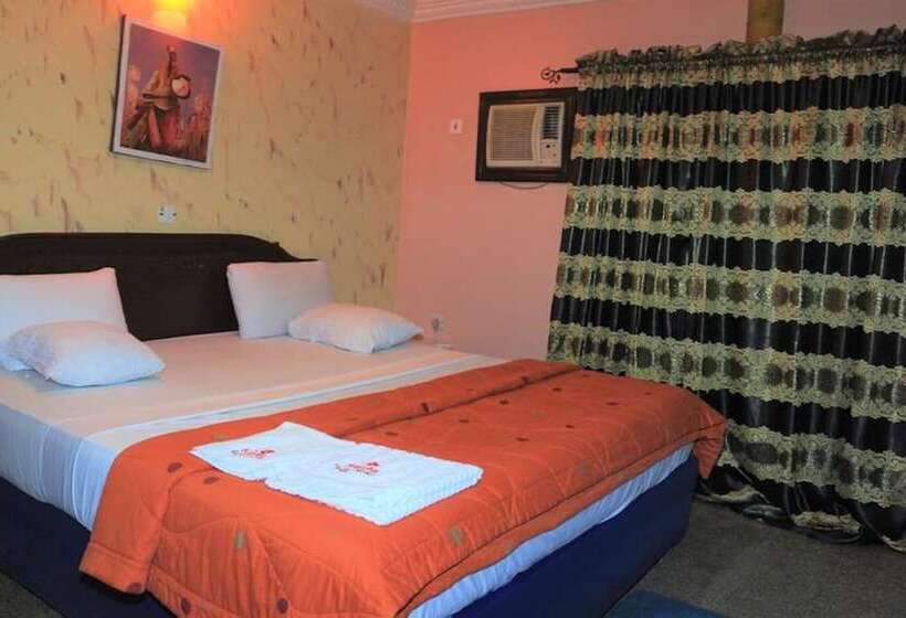 هتل Keves Inn And Suites