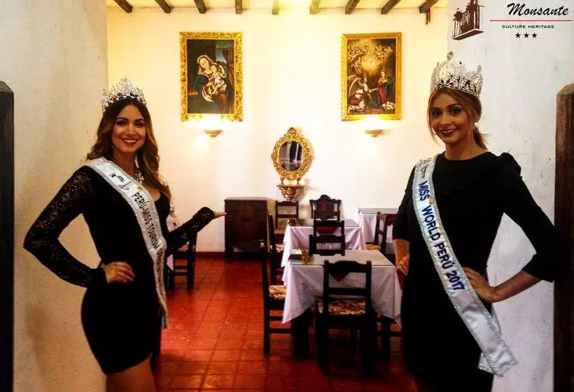 هتل La Casona Monsante