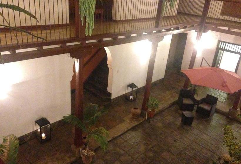 هتل La Casona Monsante