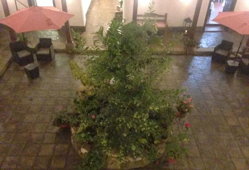هتل La Casona Monsante