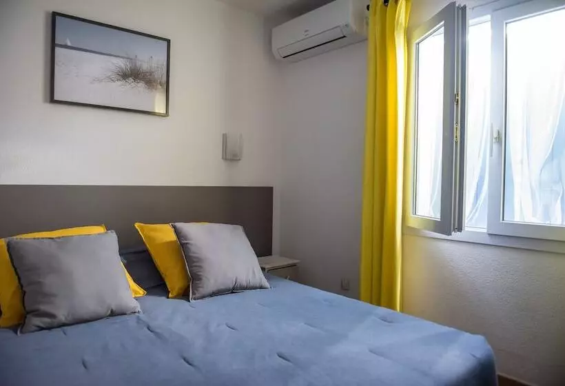 Hotelli Le Bleu Marine