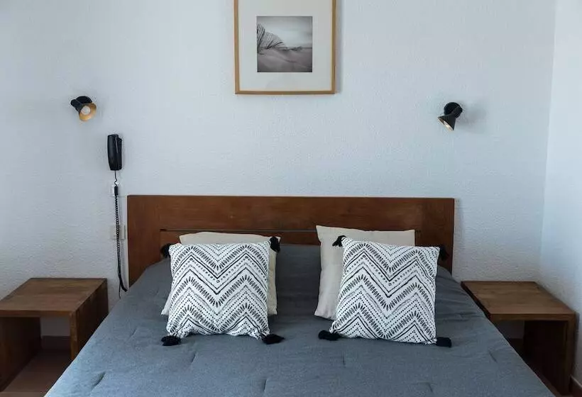 Hotelli Le Bleu Marine