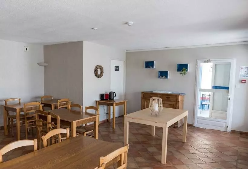 Hotelli Le Bleu Marine