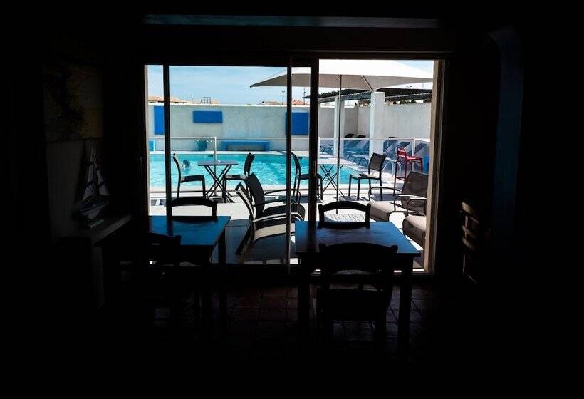 هتل Le Bleu Marine