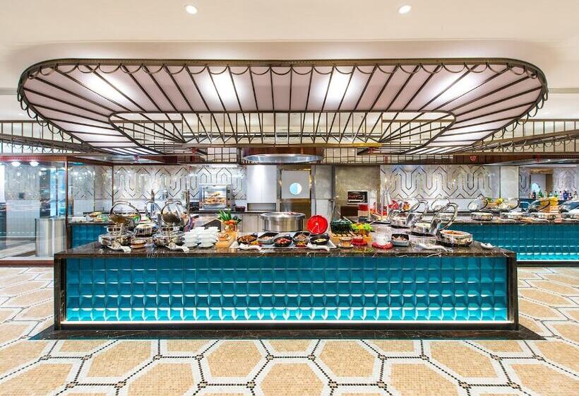 هتل Legend Palace