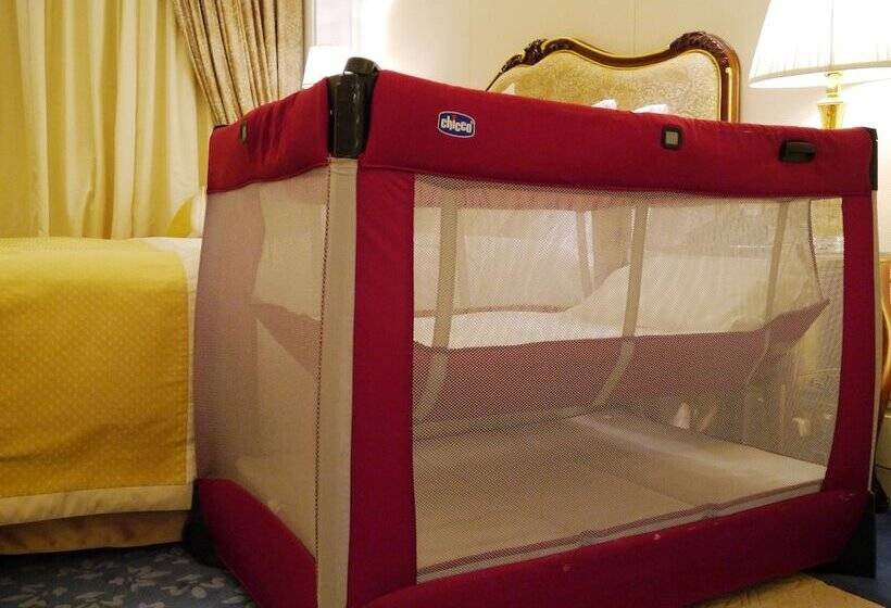 هتل Legend Palace