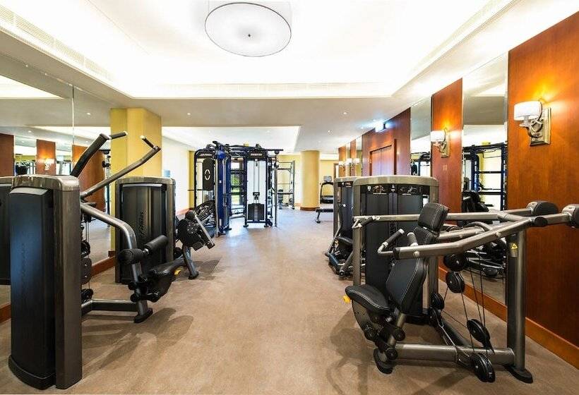 هتل Legend Palace