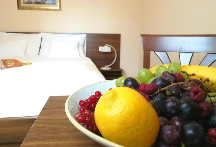 בית מלון כפרי Maroon