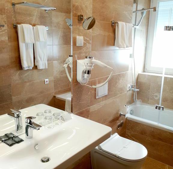 בית מלון כפרי Maroon