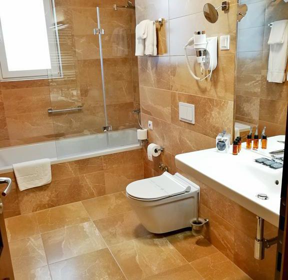 בית מלון כפרי Maroon