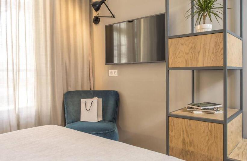 Отель Mosaic By Ona