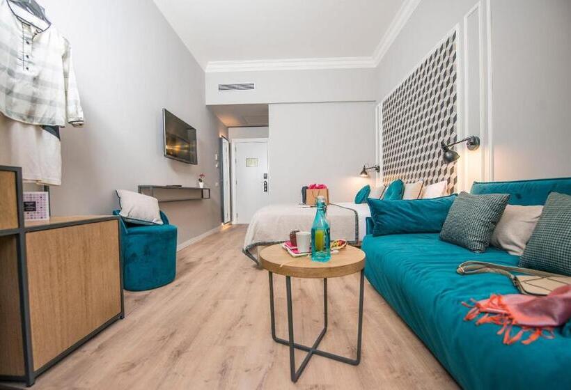 Отель Mosaic By Ona