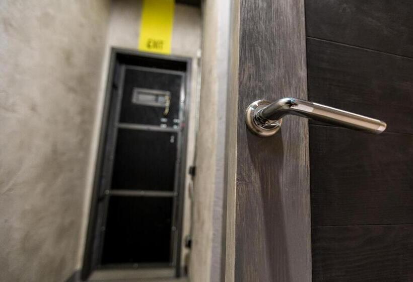 فندق صغير Lviv Loft Prison