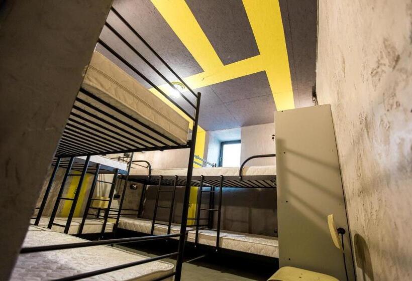 فندق صغير Lviv Loft Prison
