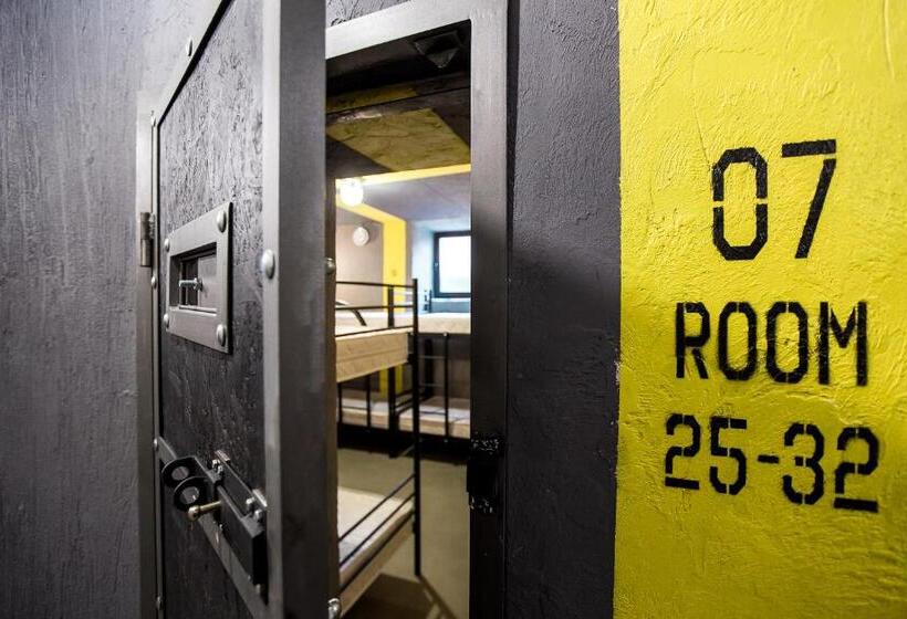 فندق صغير Lviv Loft Prison