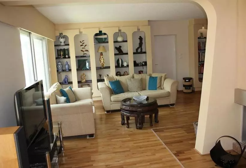 تختخواب و صبحانه La Villa Blanc