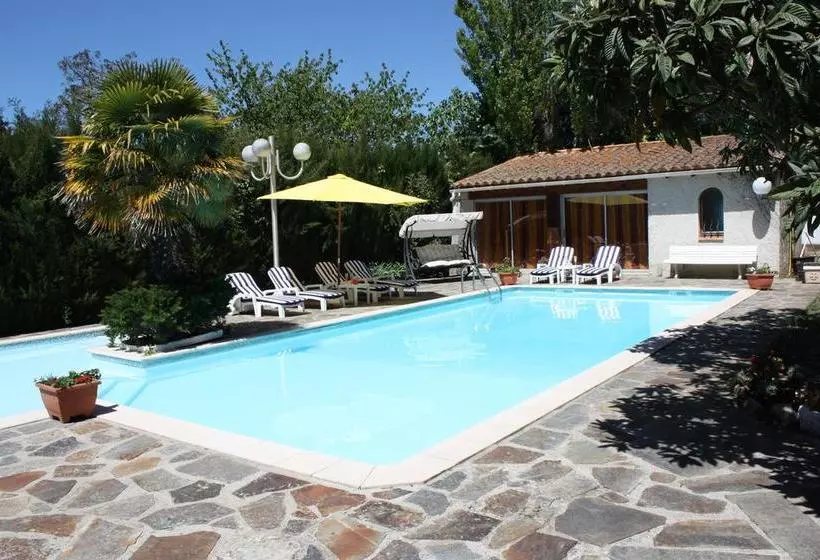 تختخواب و صبحانه La Villa Blanc