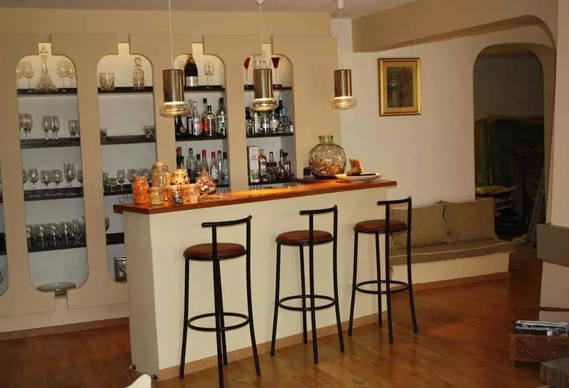 تختخواب و صبحانه La Villa Blanc