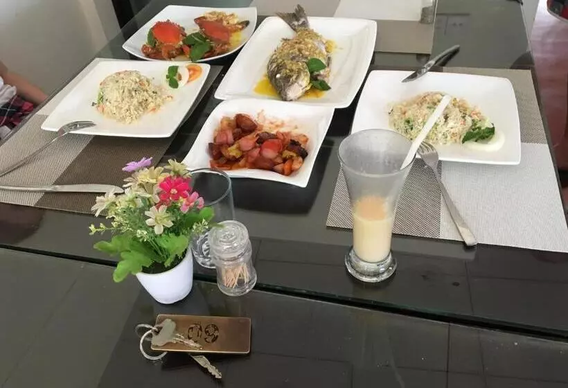 Hotel Aa Inn