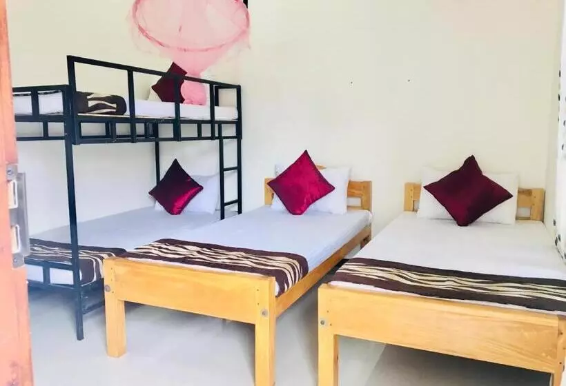 Hotel Aa Inn