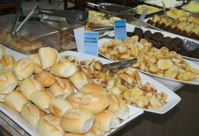 ホテル Anjos Praia