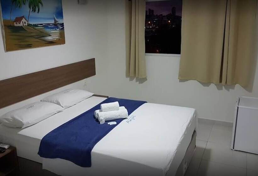 ホテル Anjos Praia