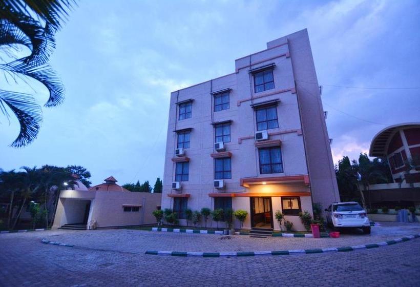 Hotel Grand Maurya Resort