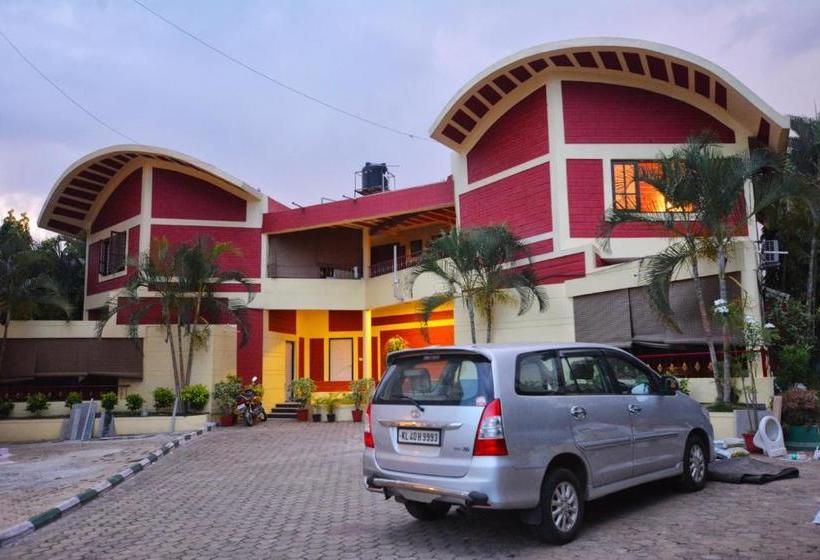 Hotel Grand Maurya Resort