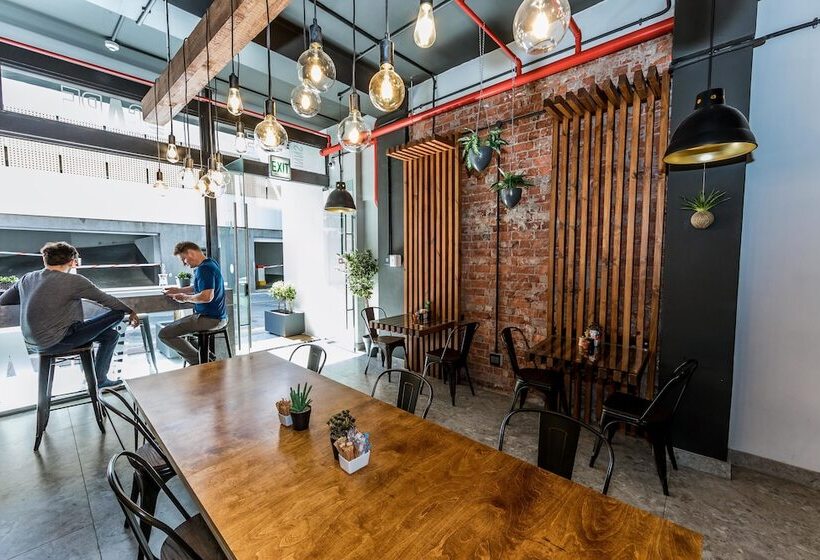 ホテル Neighbourgood Castle