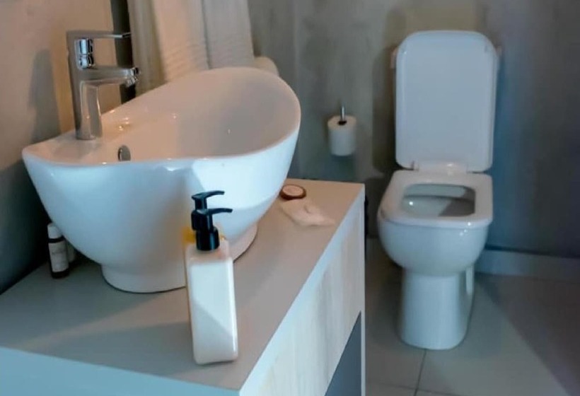 ホテル Neighbourgood Castle