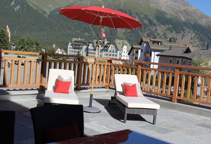 בית מלון כפרי Ino Petit Chalet