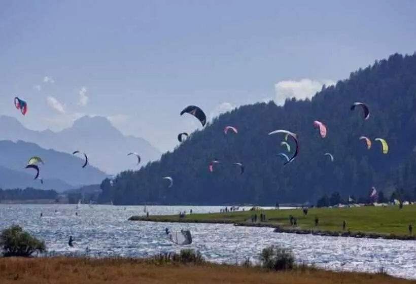 Hotelli Ino Petit Chalet