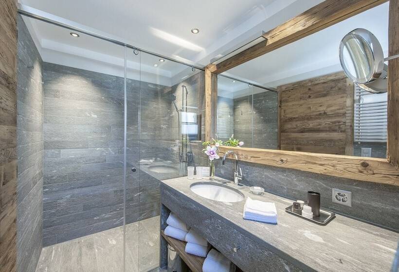 בית מלון כפרי Ino Petit Chalet