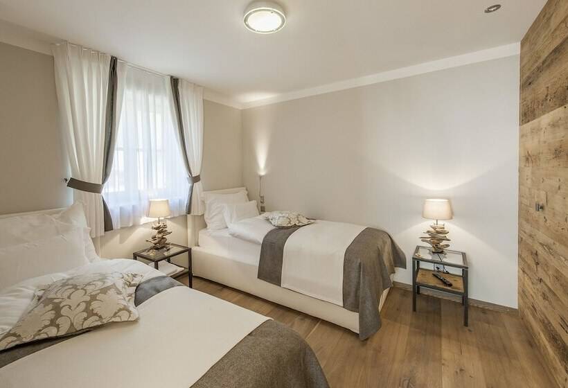 בית מלון כפרי Ino Petit Chalet